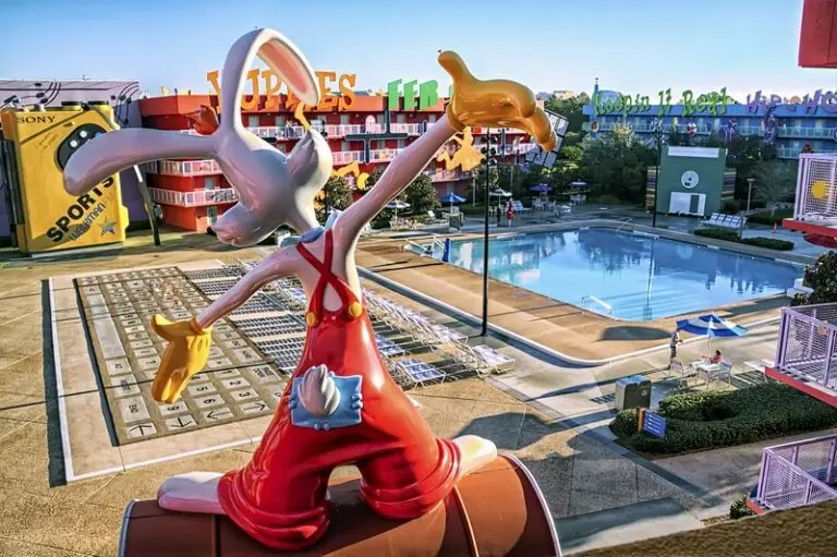 Pop Century resort pool area
